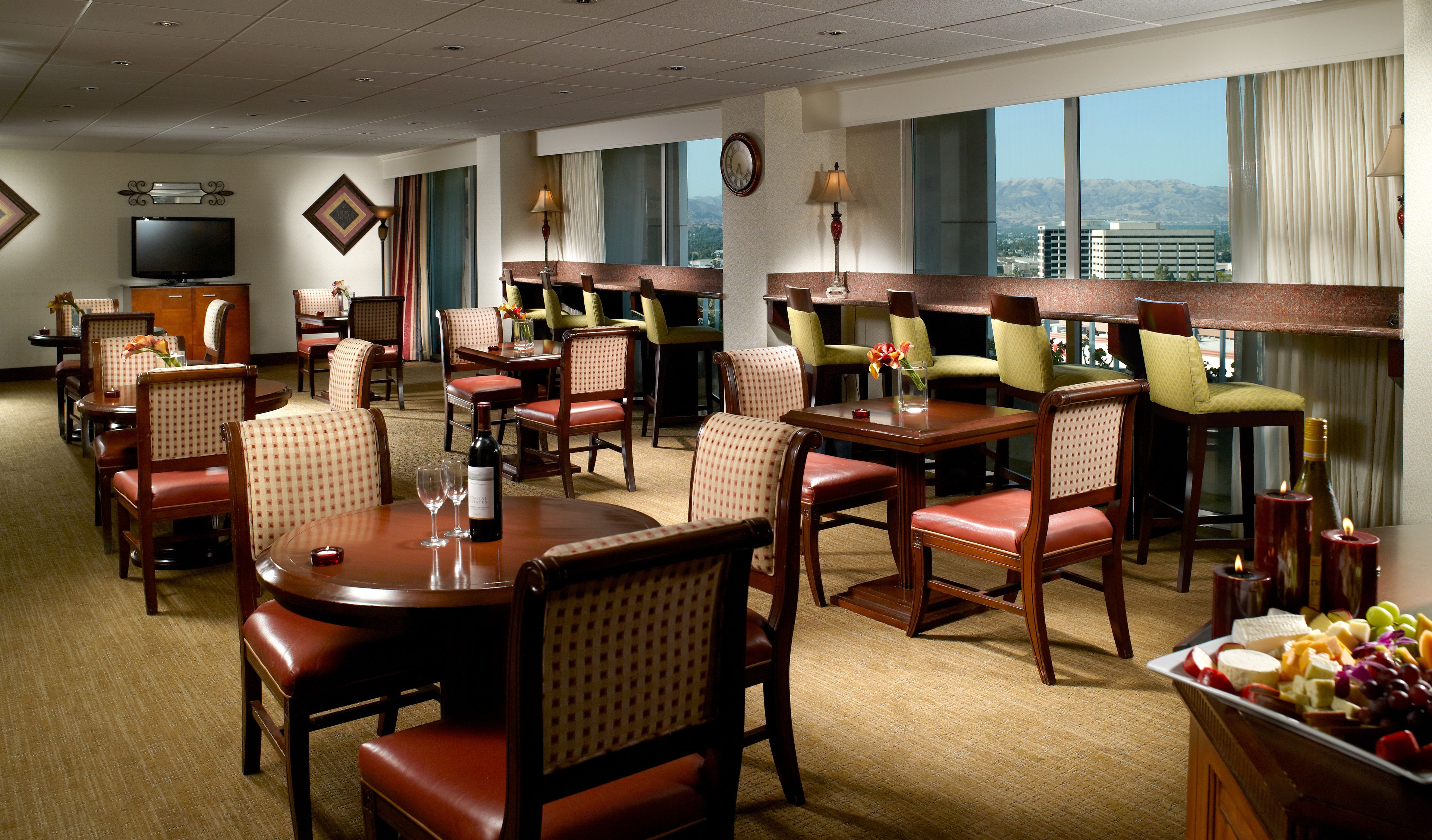 Sarapan ala kontinental setiap hari (USD 29 per orang)