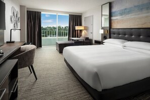 Sengetøy av topp kvalitet, dundyner og skrivebord