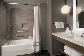 Rainfall showerhead, free toiletries, hair dryer, towels at Warner Center Marriott Woodland Hills