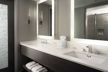 Rainfall showerhead, free toiletries, hair dryer, towels at Warner Center Marriott Woodland Hills