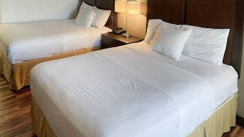 مكتب وواي فاي مجانًا وملاءات أسرّة