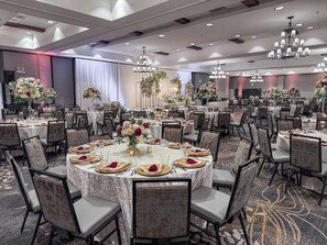 Ballroom - Hilton Sacramento Arden West (Sacramento)
