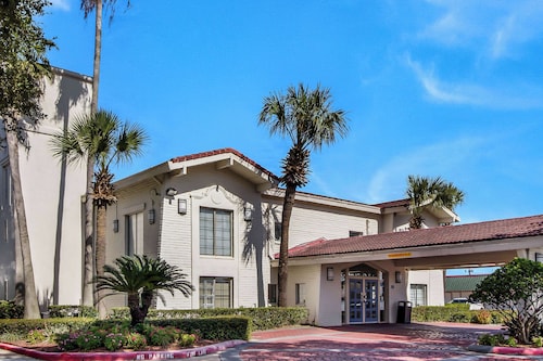 Motel 6 Baytown, TX - Garth Rd