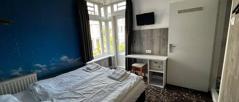 Classic Double Room, 1 Double Bed | In-room safe, desk, free WiFi