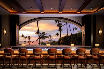 2 bars/lounges, swim-up bar, poolside bar at Fairmont Kea Lani Maui