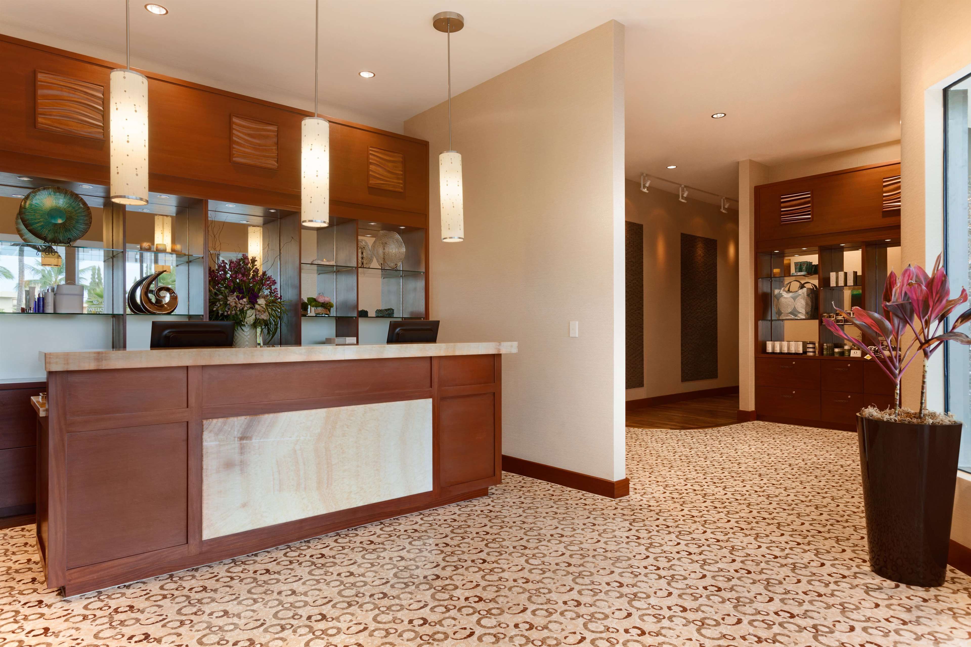 Couples treatment rooms, sauna, steam room, body treatments, mud baths