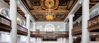 Amway Grand Plaza, Curio Collection by Hilton