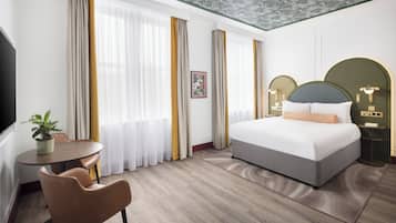 Premium Room, 1 Queen Bed (Welbeck Street View) | Minibar, in-room safe, desk, laptop workspace