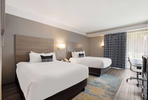1 bedroom, in-room safe, laptop workspace, blackout curtains