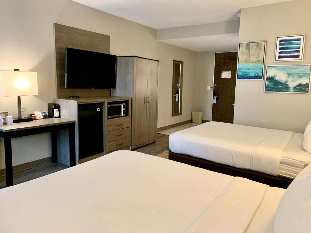 1 bedroom, in-room safe, laptop workspace, blackout drapes