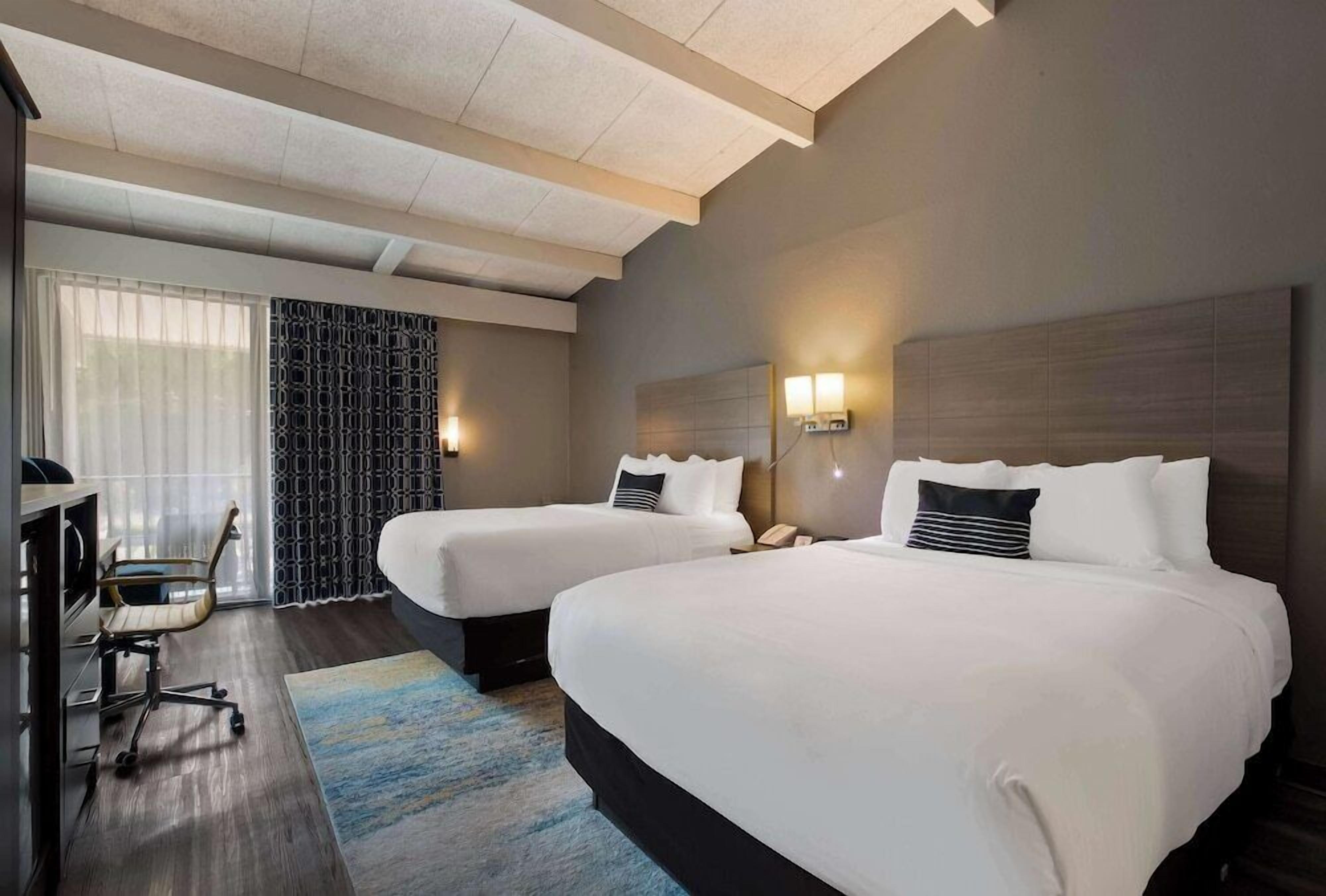 1 bedroom, in-room safe, laptop workspace, blackout drapes