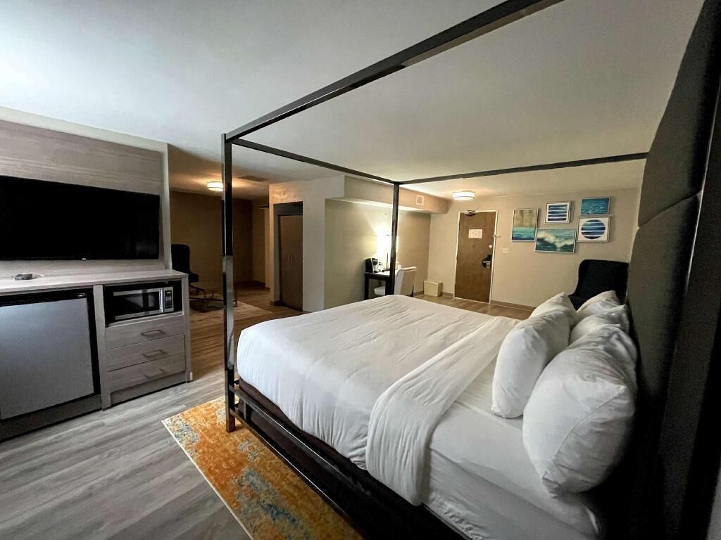 1 bedroom, in-room safe, laptop workspace, blackout drapes