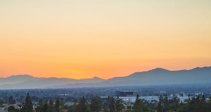 Ontario Airport Hotel & Conference Center