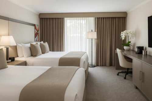 Ontario Airport Hotel & Conference Center