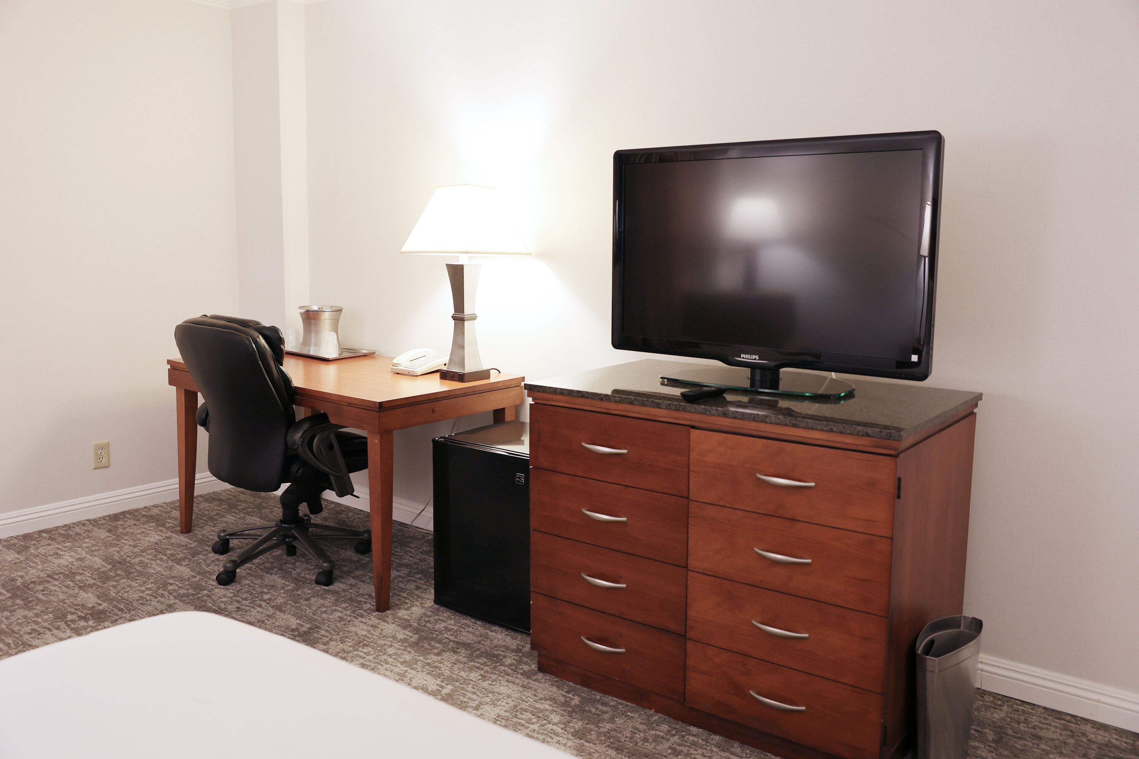 1 bedroom, pillow-top beds, in-room safe, desk