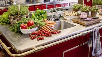 Frühstück, Mittagessen, Abendessen, internationale Küche