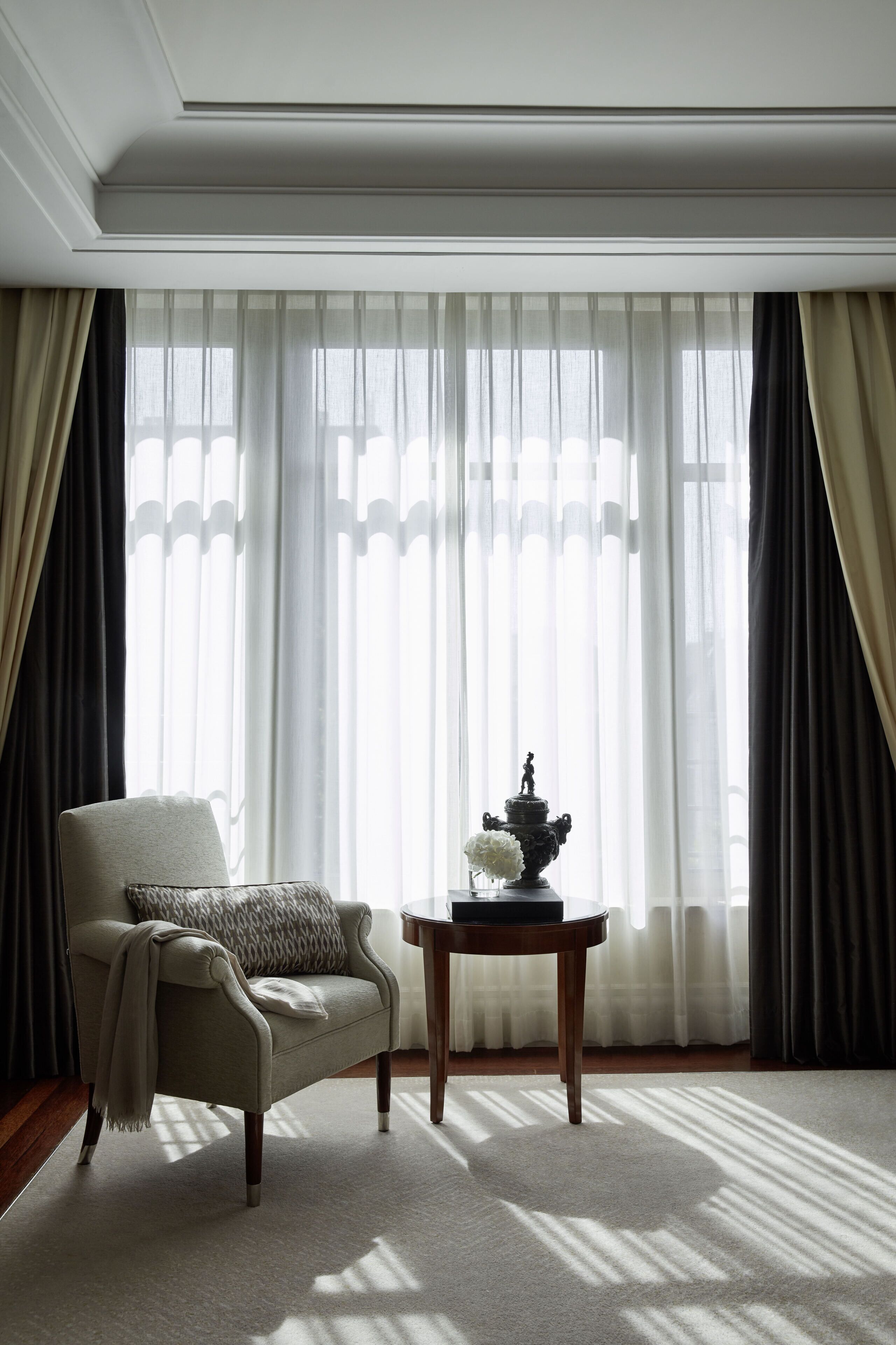 egyptian cotton sheets, premium bedding, down duvets, free minibar