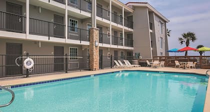 Wingate by Wyndham Galveston East Beach