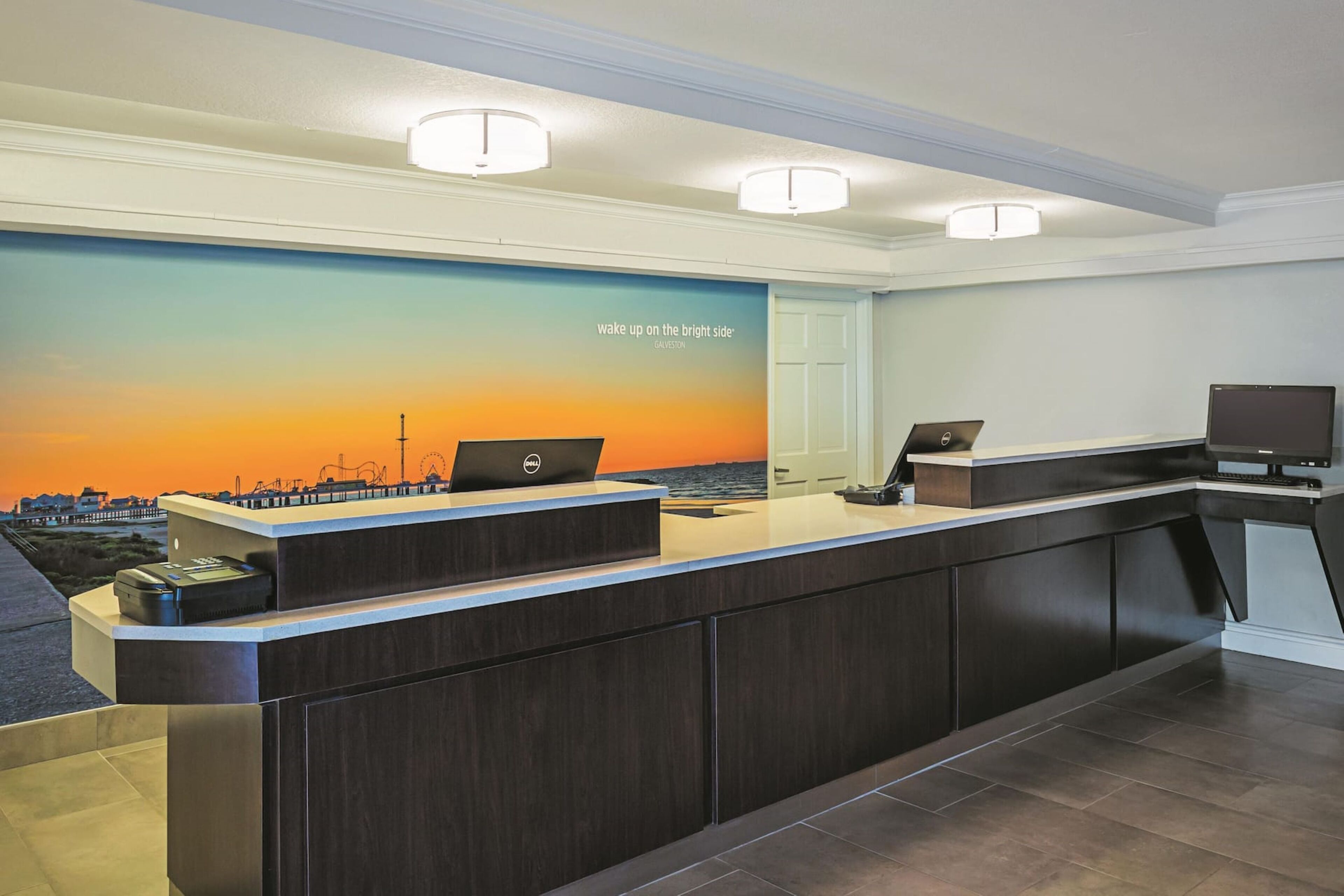 Foto - Wingate by Wyndham Galveston Beachfront at the Seawall