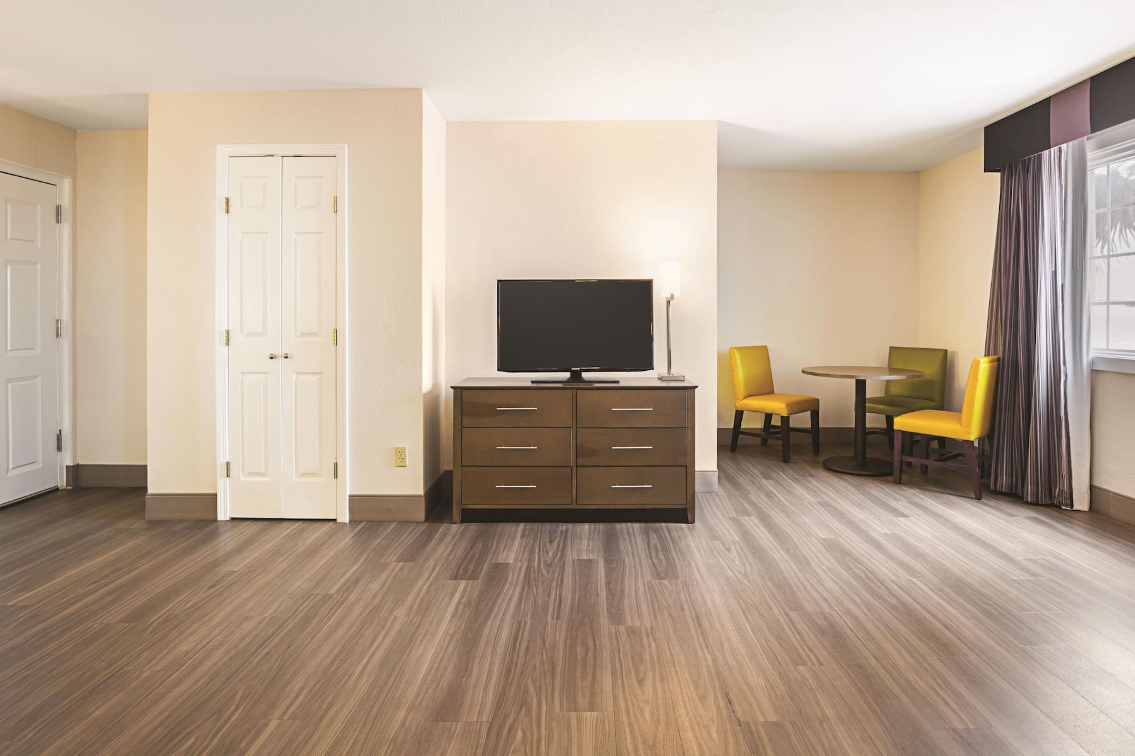 Foto - Wingate by Wyndham Galveston Beachfront at the Seawall