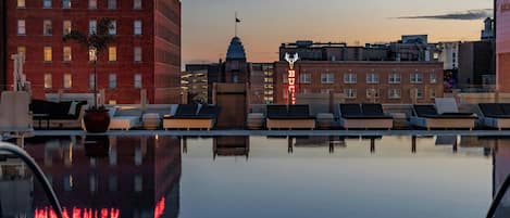 Outdoor pool, cabanas (surcharge), sun loungers