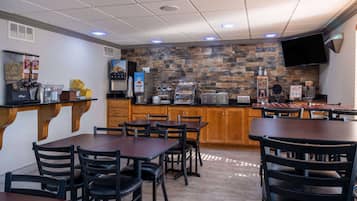 Free daily continental breakfast