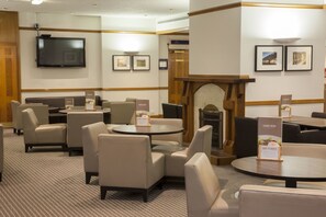 Lounge - Holiday Inn Washington by IHG (Washington)