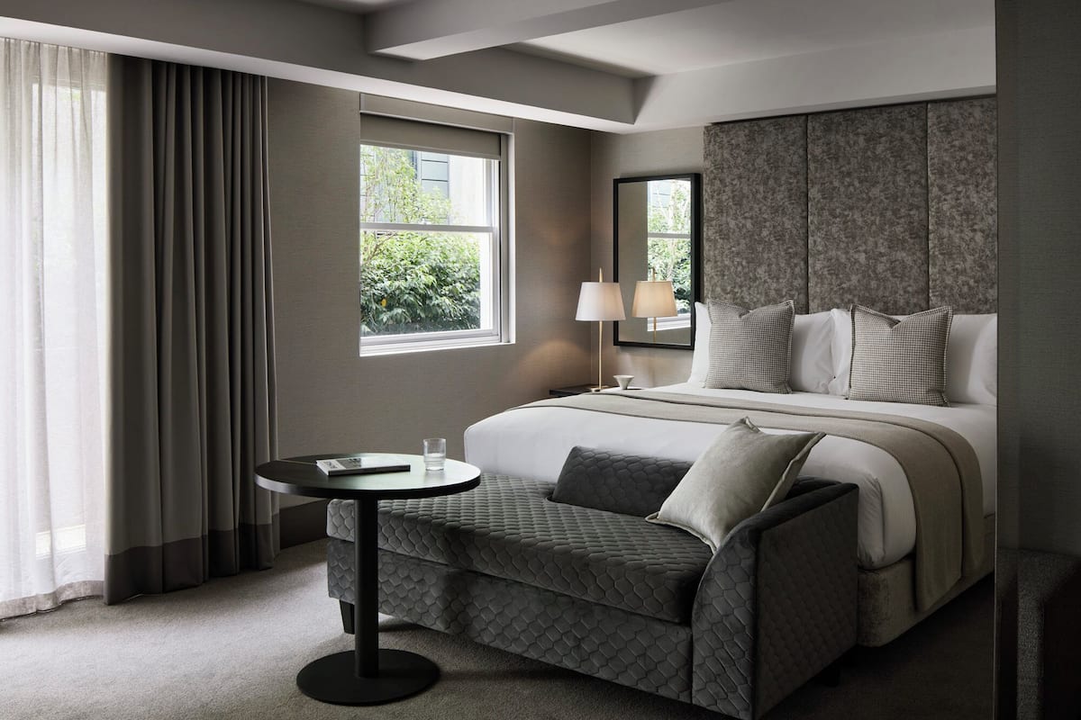 Classic Room, Balcony | Premium bedding, pillowtop beds, minibar, in-room safe