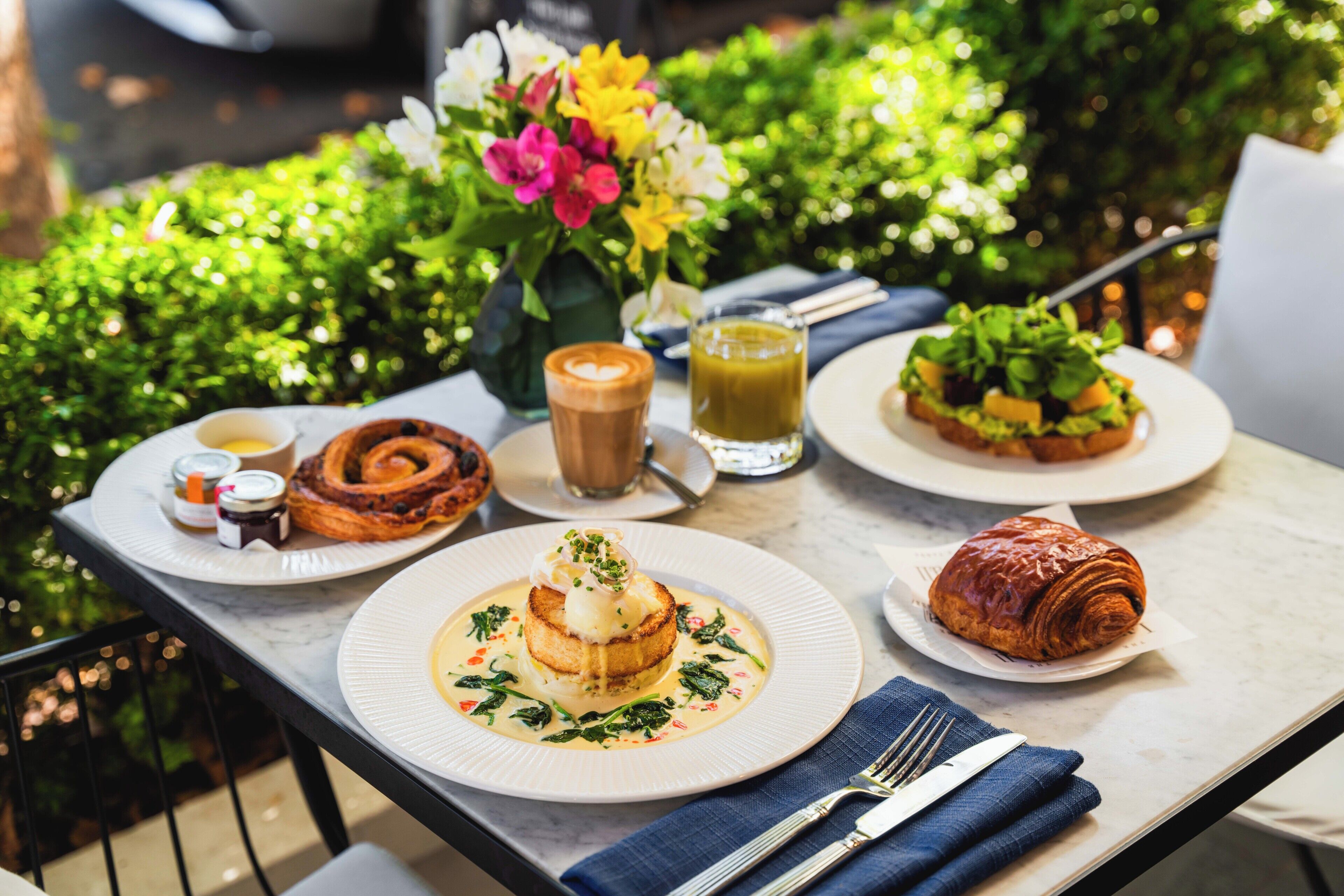 Daily cooked-to-order breakfast for a fee