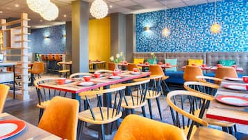 Frokostbuffé hver dag (EUR 25 per person)