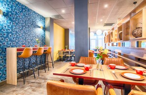 Daily buffet breakfast (EUR 25 per person)