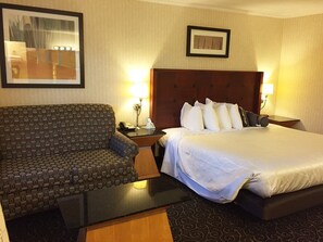 Chambre | Rideaux d’obscurcissement, accès au Wi-Fi (inclus), literie fournie