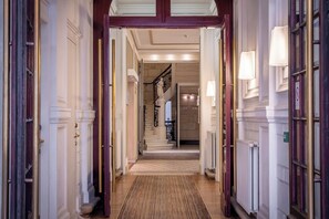 Chambre Confort, accessible aux personnes à mobilité réduite, rez-de-chaussée | Plan d’étage