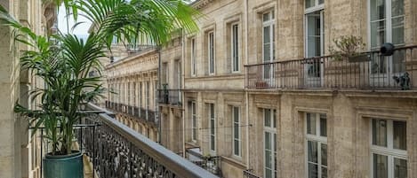 Comfort with 1 double bed, non-smoking | Balcony