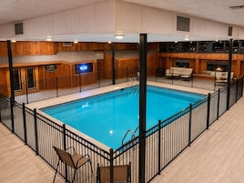 Una piscina techada