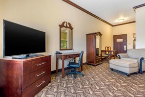 Efficiency Suite Nonsmoking, Hot Tub (NO PETS) | In-room safe, individually furnished, desk, iron/ironing board