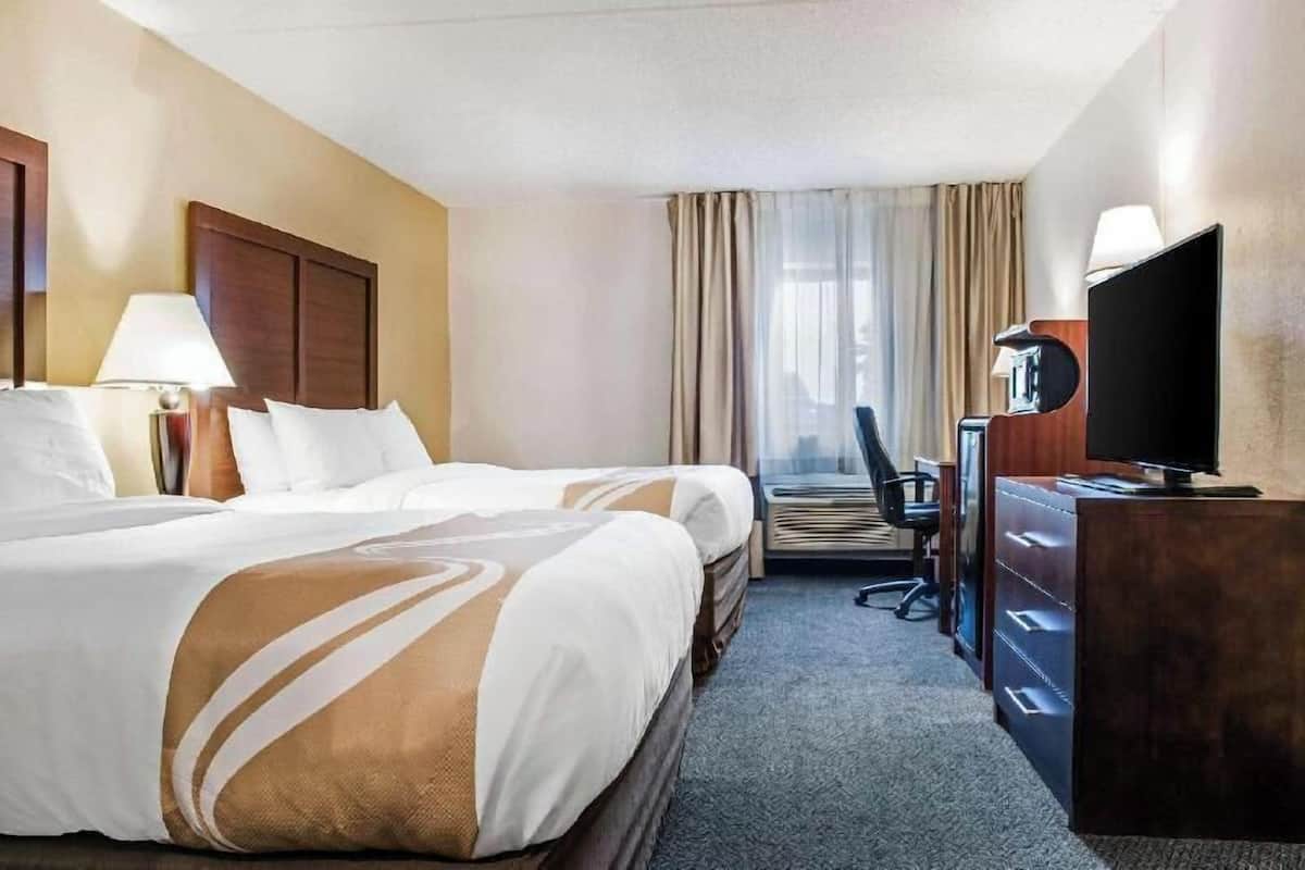 In-room safe, individually furnished, desk, iron/ironing board