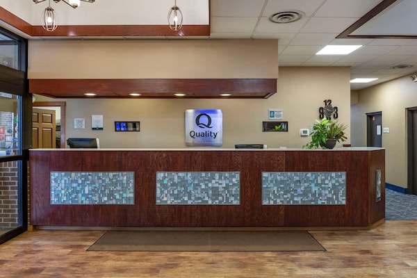 Quality Inn & Suites Zanesville City Center - Ohio