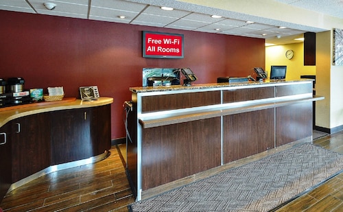 Red Roof Inn Louisville East - Hurstbourne
