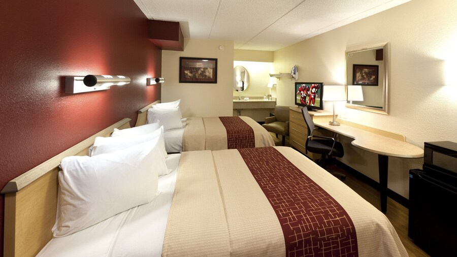 Red Roof Inn Louisville East - Hurstbourne
