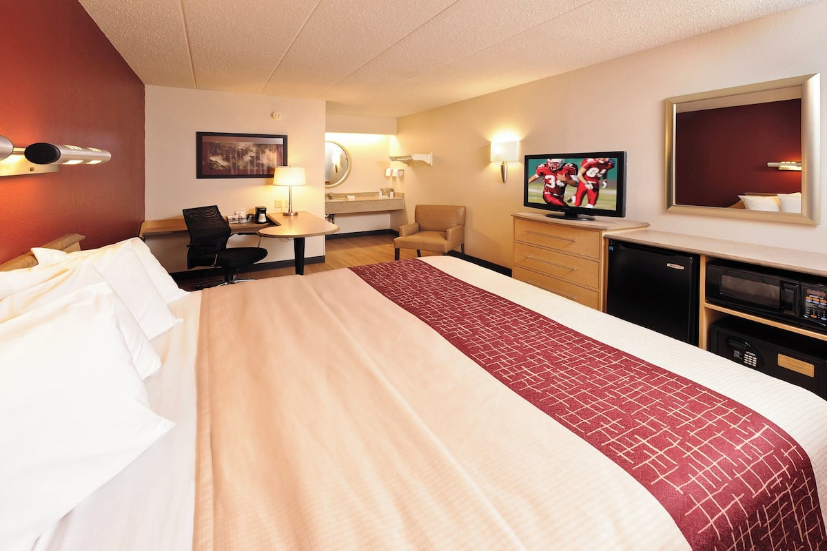 Superior Room, 1 King Bed (Smoke Free)