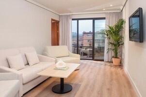 Junior Suite, Terrace | Down duvets, minibar, in-room safe, desk
