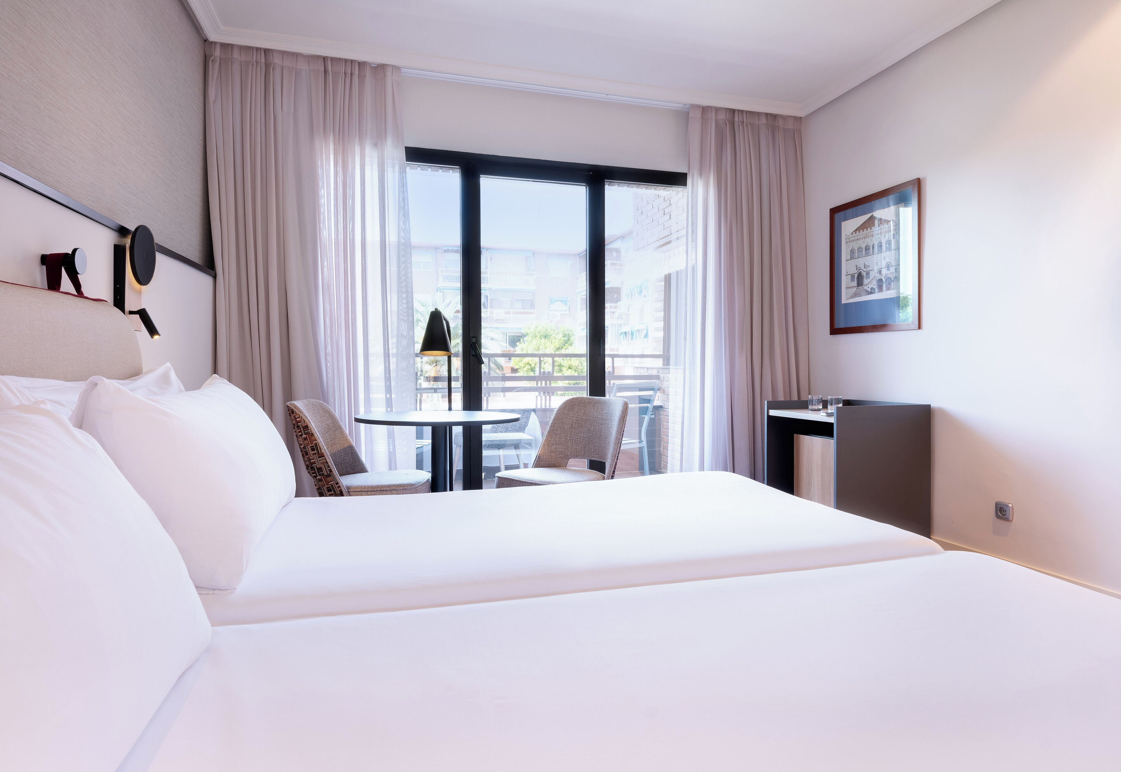 1 bedroom, down duvets, minibar, in-room safe