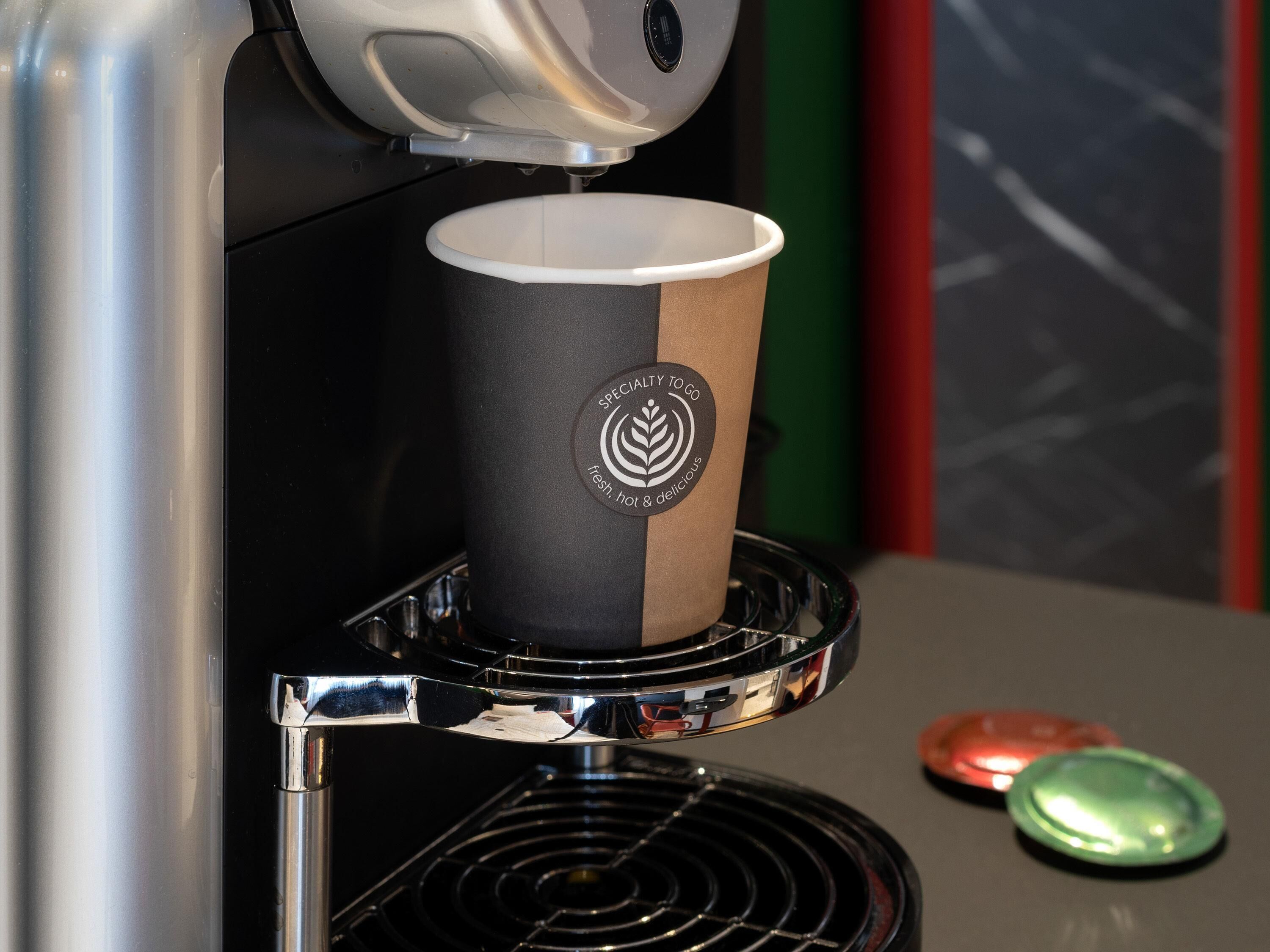 standard room, 1 single bed | 2 bedrooms, in-room safe, desk, blackout curtains