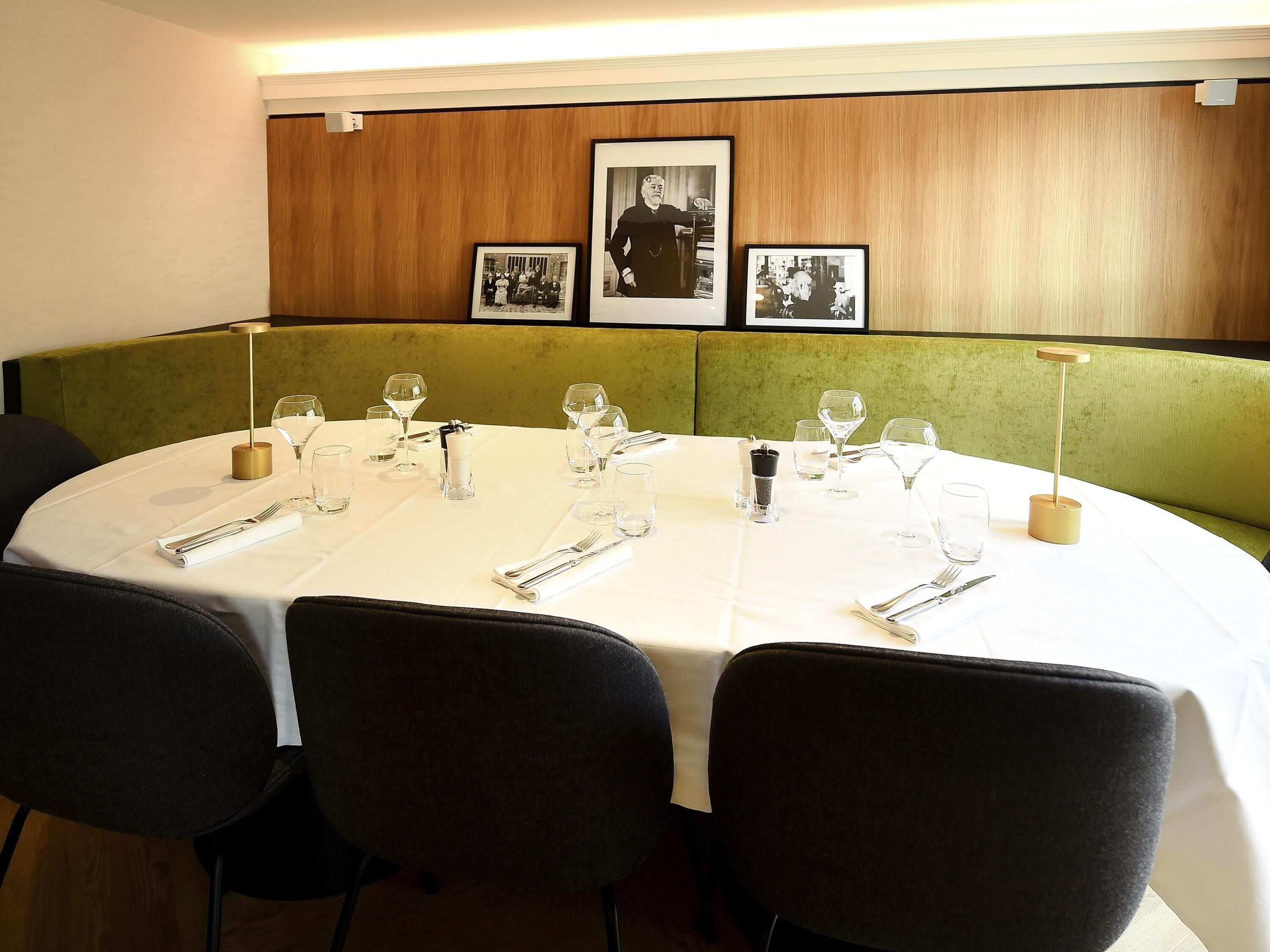 lunch and dinner served