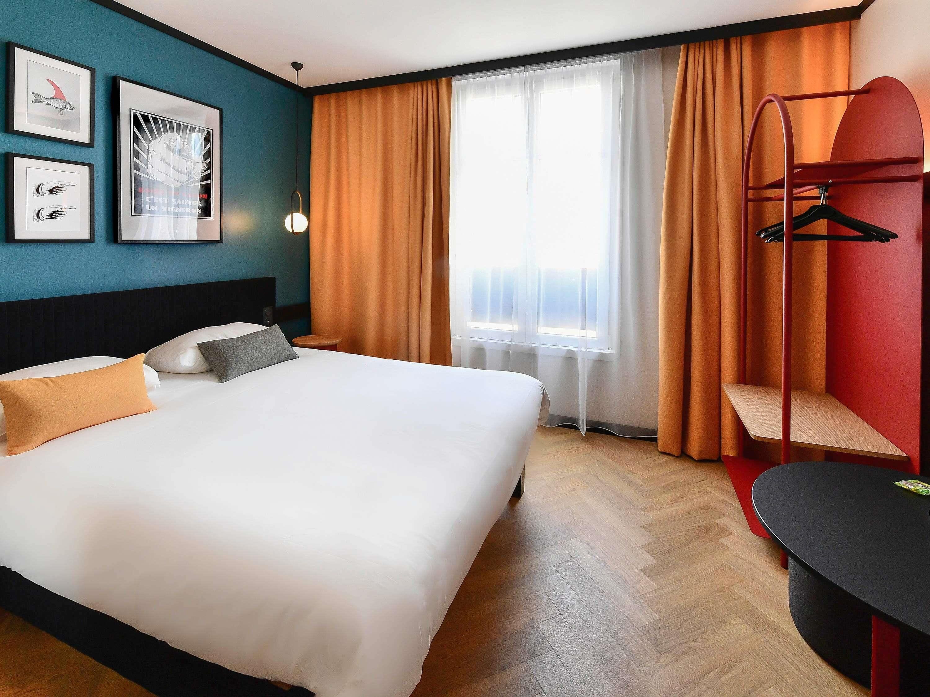 客房, 1 张双人床 (Design) | 客房内保险箱、办公桌、遮光窗帘、隔音