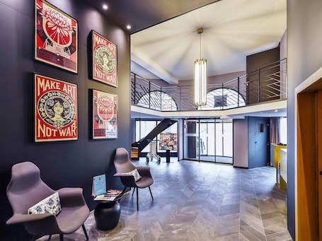 Extérieur. ibis Styles Dijon Central