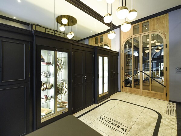 Lunch and dinner served - ibis Styles Dijon Central (Dijon)