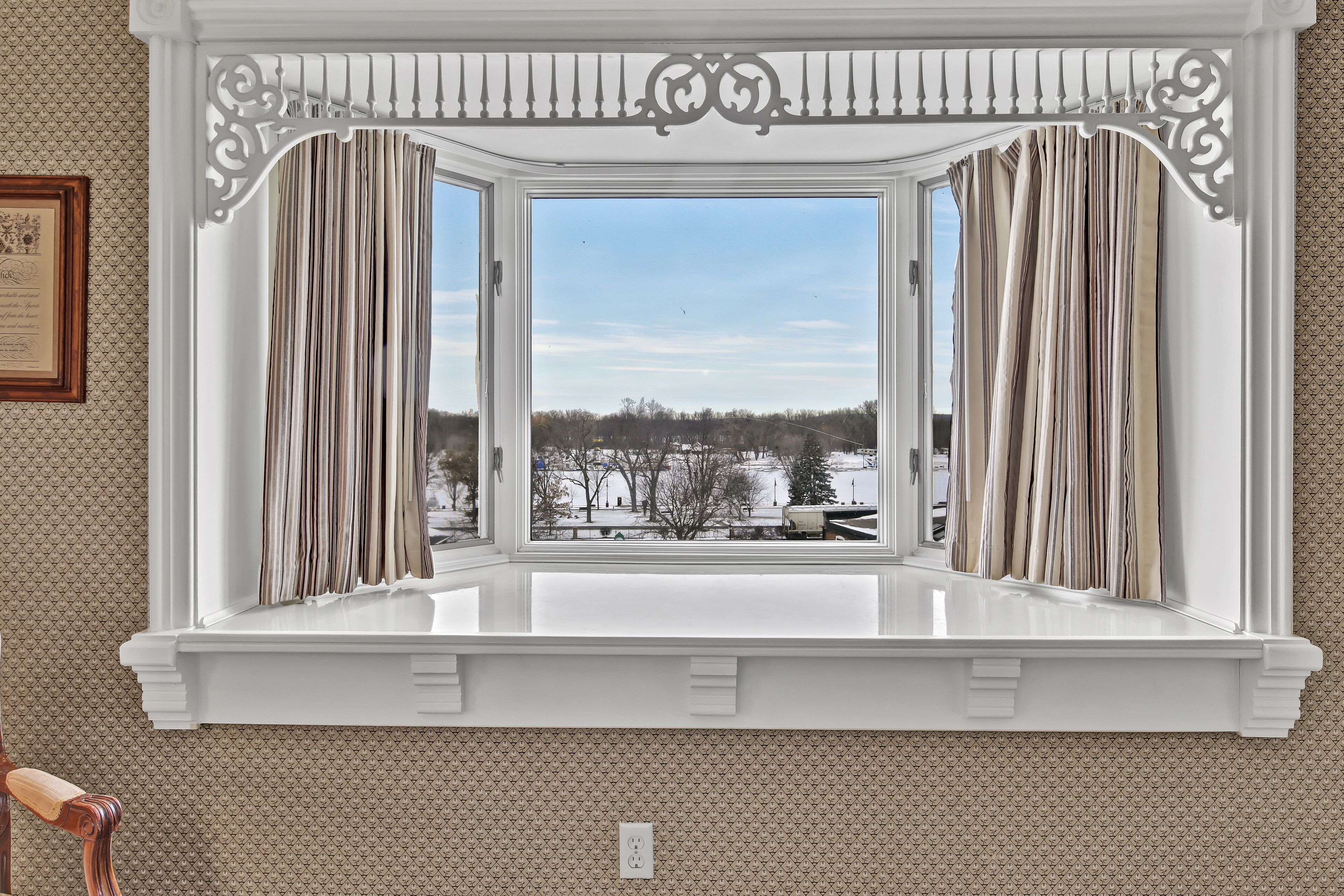 premium king riverside | 1 bedroom, premium bedding, in-room safe, individually decorated