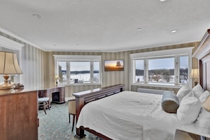 Junior Suite Riverside | 1 bedroom, premium bedding, in-room safe, individually decorated